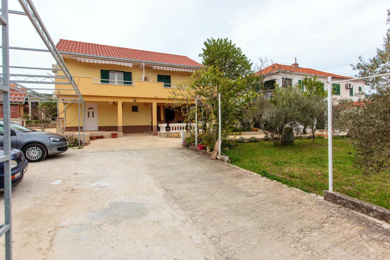Charming In With Sea View - 45 M² Apartment Slatine